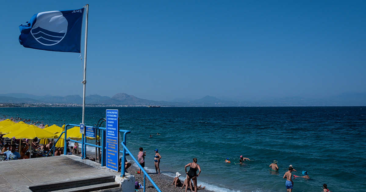 Αττική: Οι 17 «χρυσοί» παράδεισοι με Γαλάζια Σημαία!