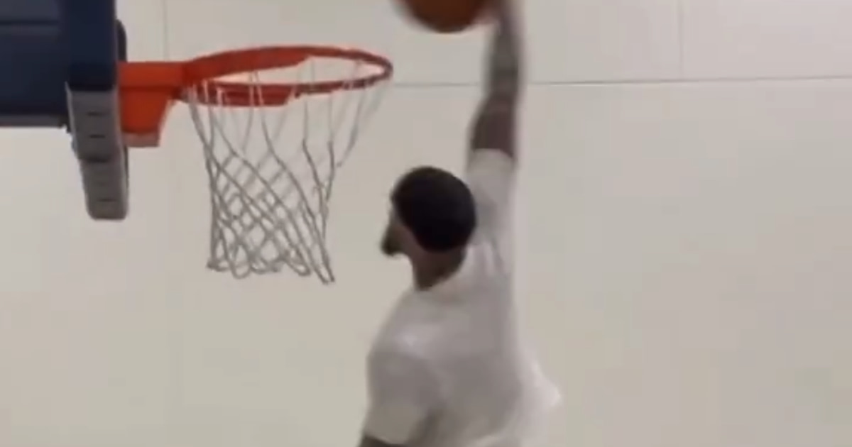 Λαμέλο Μπολ: 360° κάρφωμα που ζάλισε το NBA! (vid)