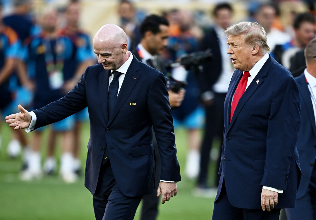 FIFA: Ο Ινφαντίνο ζητά βοήθεια από Τραμπ για να σωθεί;