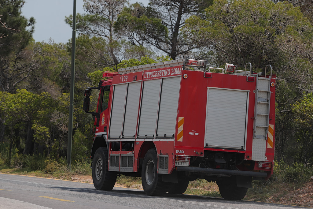 Φωτιά-καταπέλτης στη Θέρμη: Τι κρύβεται πίσω απ’ τις φλόγες;