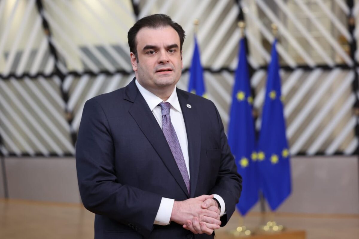 Ο Πιερρακάκης μπαίνει στο ραντάρ της Ευρώπης