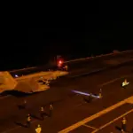 Νέα ένταση στα Στενά του Ορμούζ: Οι ΗΠΑ βομβάρδισαν το Λαράκ, το Ιράν χτύπησε βάσεις στην Ιορδανία και τα ΗΑΕ