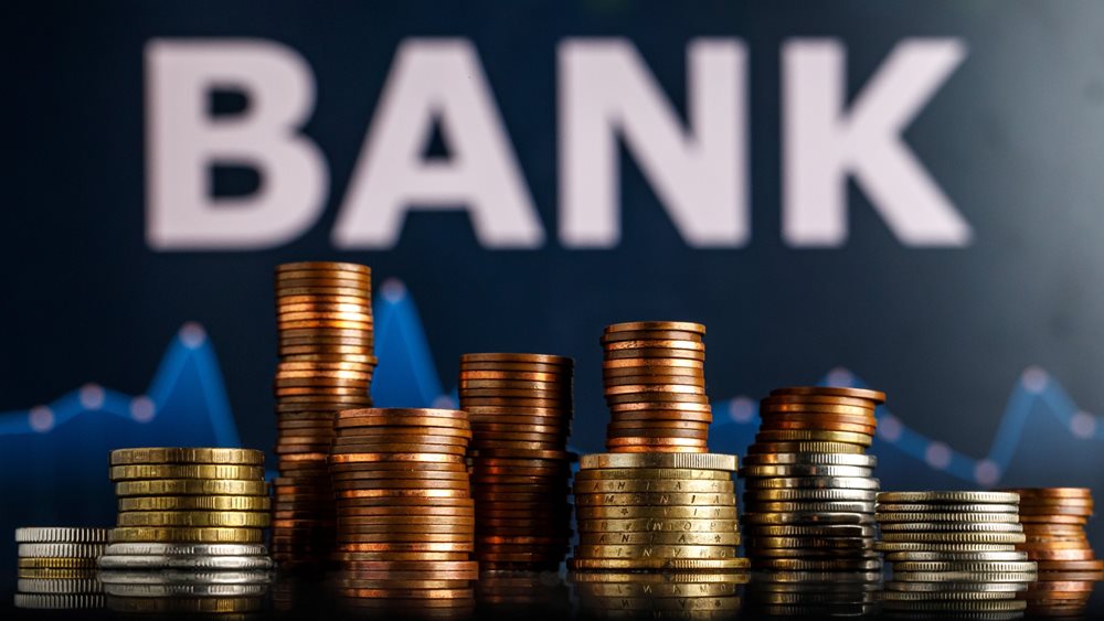 Goldman Sachs: Οι ελληνικές τράπεζες ξεχωρίζουν στην Ευρώπη – Καταθέσεις +9,1%, δάνεια +6,2%