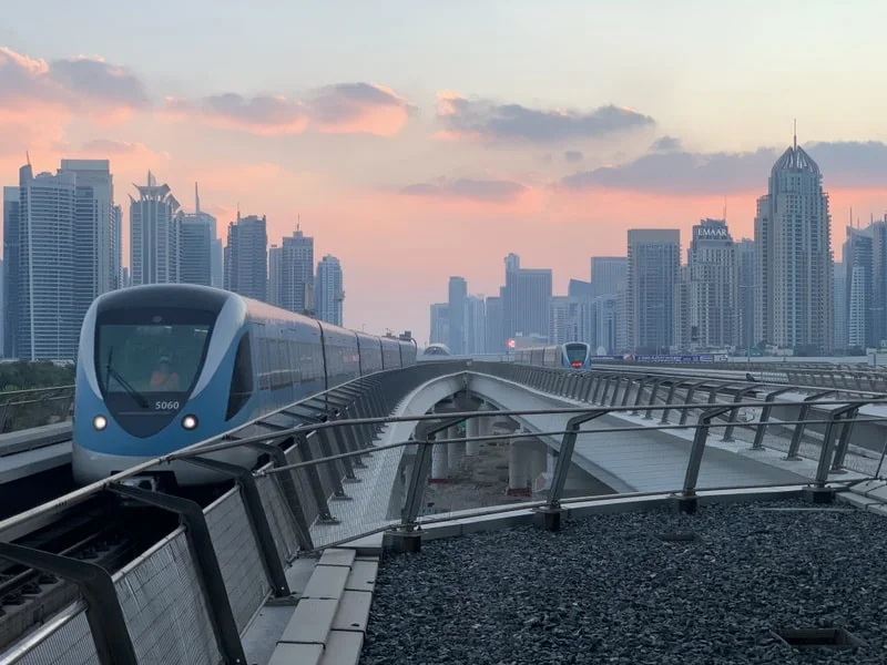 Το Dubai Metro αλλάζει την οικονομία της πόλης