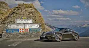 Η Porsche βάζει σύνορα στις 100 GT3: Πωλούνται μόνο εκεί όπου υπάρχουν Άλπεις