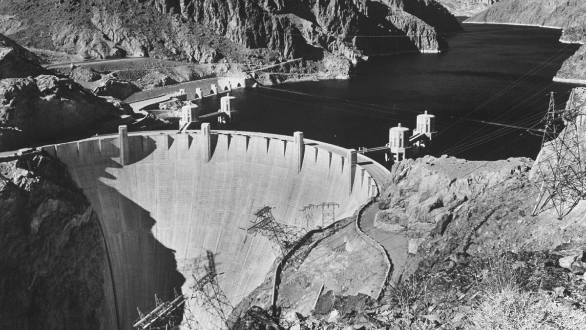 Το Hoover Dam αλλάζει την οικονομία της Δύσης