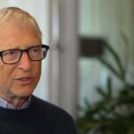 Μπιλ Γκέιτς: «Η τεχνητή νοημοσύνη μπορεί να προκαλέσει θάνατο ενός δισεκατομμυρίου ανθρώπων»