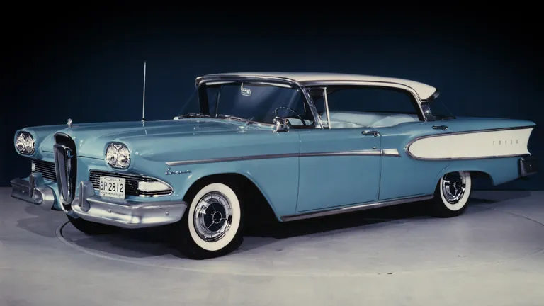 Το Edsel γίνεται το ακριβότερο μάθημα της Ford