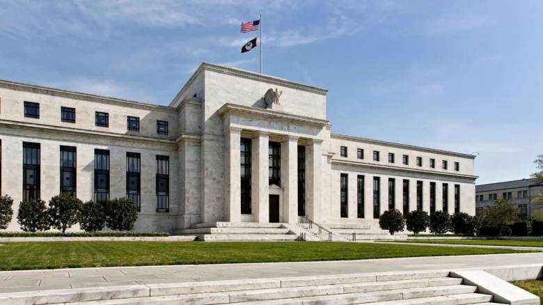 Η Fed ανεβάζει τα επιτόκια και αλλάζει εποχή
