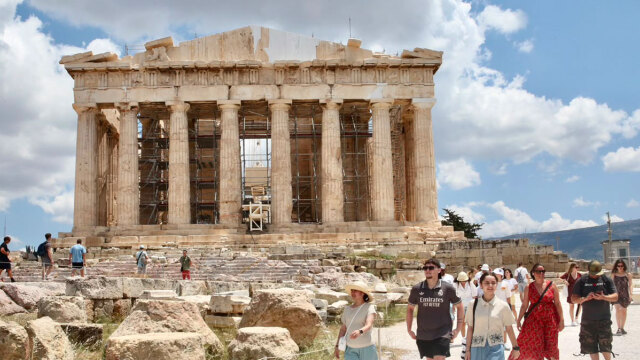 ΣΟΚ: Καμπύλες Παρθενώνα; Όχι για οπτικές ψευδαισθήσεις!