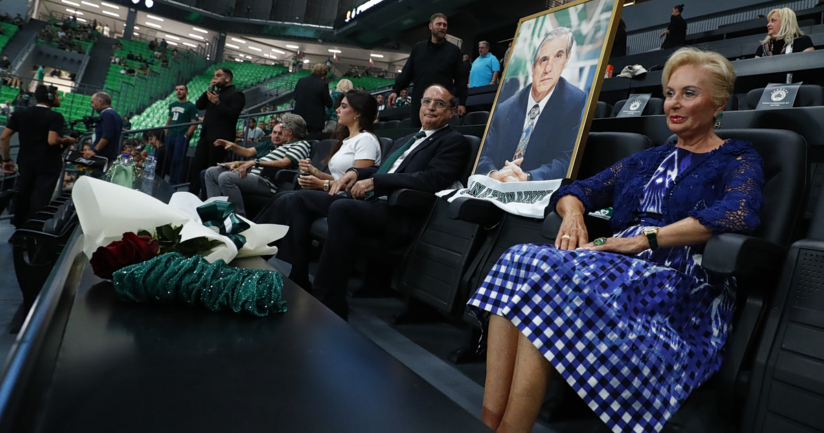 Συγκίνηση στο ΟΑΚΑ: Η Δέσποινα δίπλα στη θέση του Παύλου!