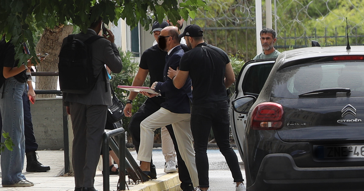 Μαζωνάκης: Τραπεζικοί λογαριασμοί, τηλεοράσεις και… εκπλήξεις;