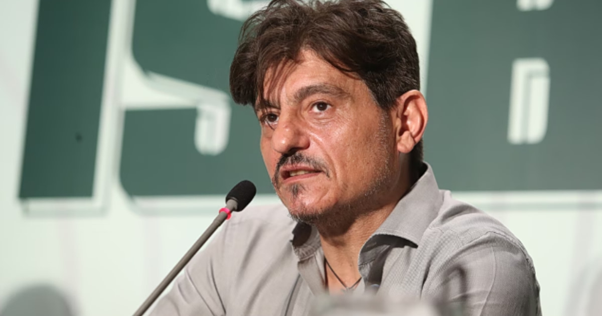 Γιαννακόπουλος: Το τραπεζάκι του Σουνίου και το 100%!