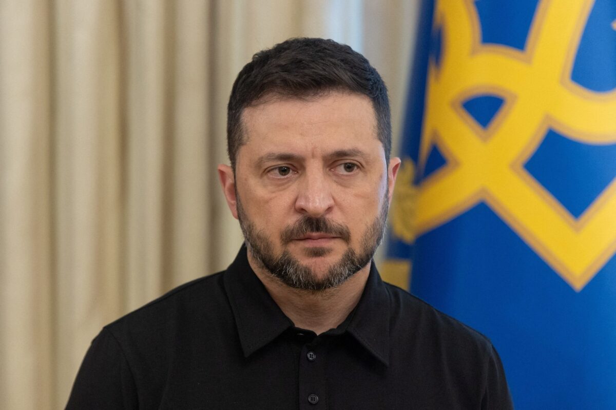 Ζελένσκι vs Μέντελ: Κυρώσεις για ρωσική προπαγάνδα;