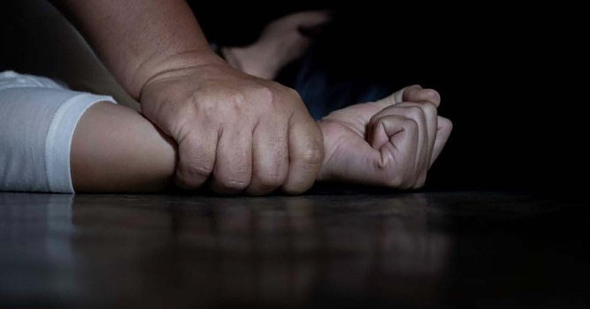 Βρετανία: Νάρκωνε, βίαζε τη σύζυγο για 20 χρόνια! ΣΟΚ!