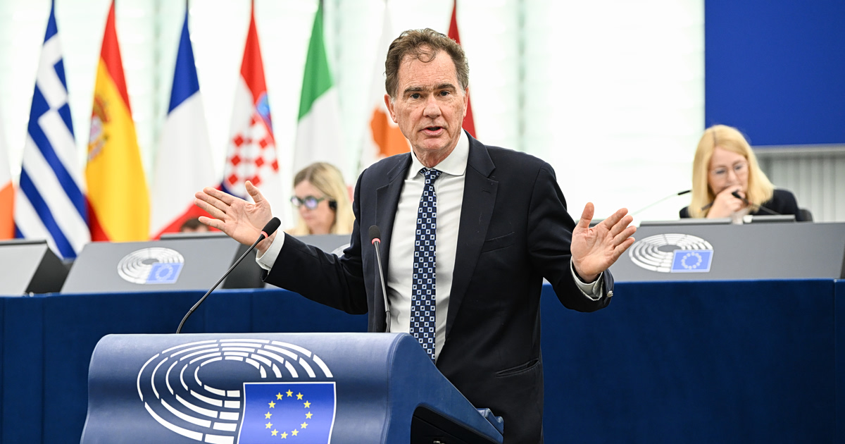 Σεισμός στο Ευρωκοινοβούλιο: Άρση ασυλίας για Νίκο Παπανδρέου!