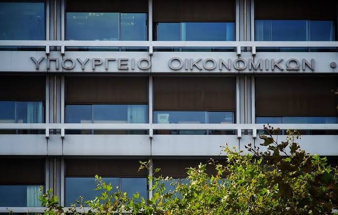 ΥΠΕΘΟ: Ο νέος χάρτης φοροελαφρύνσεων για επαγγελματίες και επιχειρήσεις – Ποιους, πώς και πότε θα ωφελήσουν