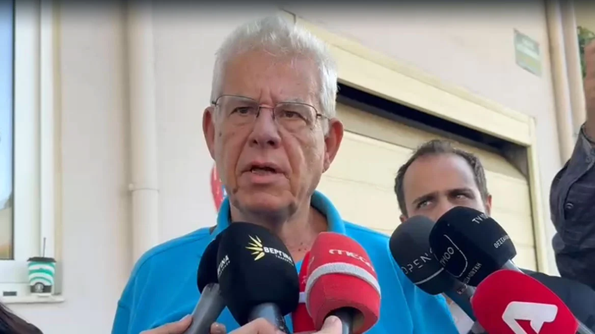 «Δεν έδωσαν νερό στη μητέρα μου και πέθανε από αφυδάτωση»: Νέες καταγγελίες για την κλινική στη Θεσσαλονίκη που έκανε χημειοθεραπείες χωρίς άδεια