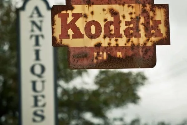Η Kodak μετατρέπει τη φωτογραφία σε μαζική αγορά