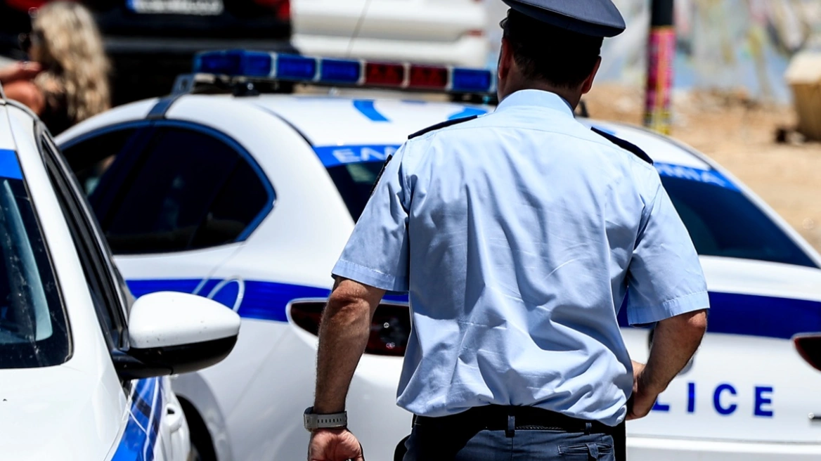 Δύο διακινητές μετέφεραν 12 μετανάστες στη Θεσσαλονίκη, επτά παιδιά ανάμεσα τους