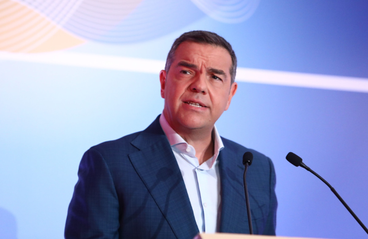 LIVE: Ο Τσίπρας στη ΔΕΘ εξειδικεύει το πρόγραμμα της ΕΛΑΣ – Σύγκριση με τη ΝΔ και απαντήσεις για την κοστολόγηση