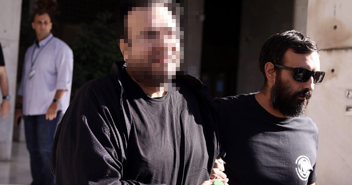 Σκάνδαλο ΕΦΚΑ: Καμπούρης VS Λογιστές! Ποιος λέει αλήθεια;