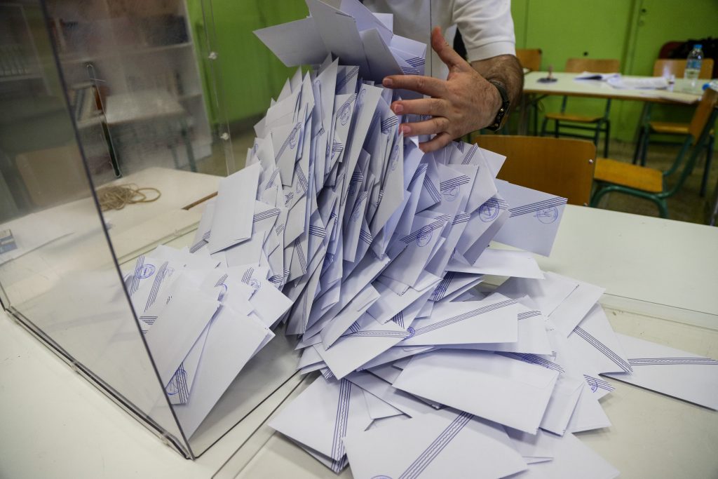 Ελλάδα: Πολιτική ανορεξία; Τι φέρνουν οι εκλογές 2027;