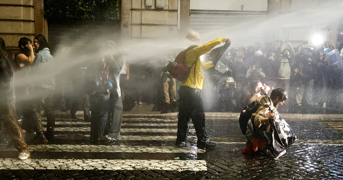 Ιταλία: Χάος! Ρώμη, Τορίνο, Μπολόνια στους δρόμους