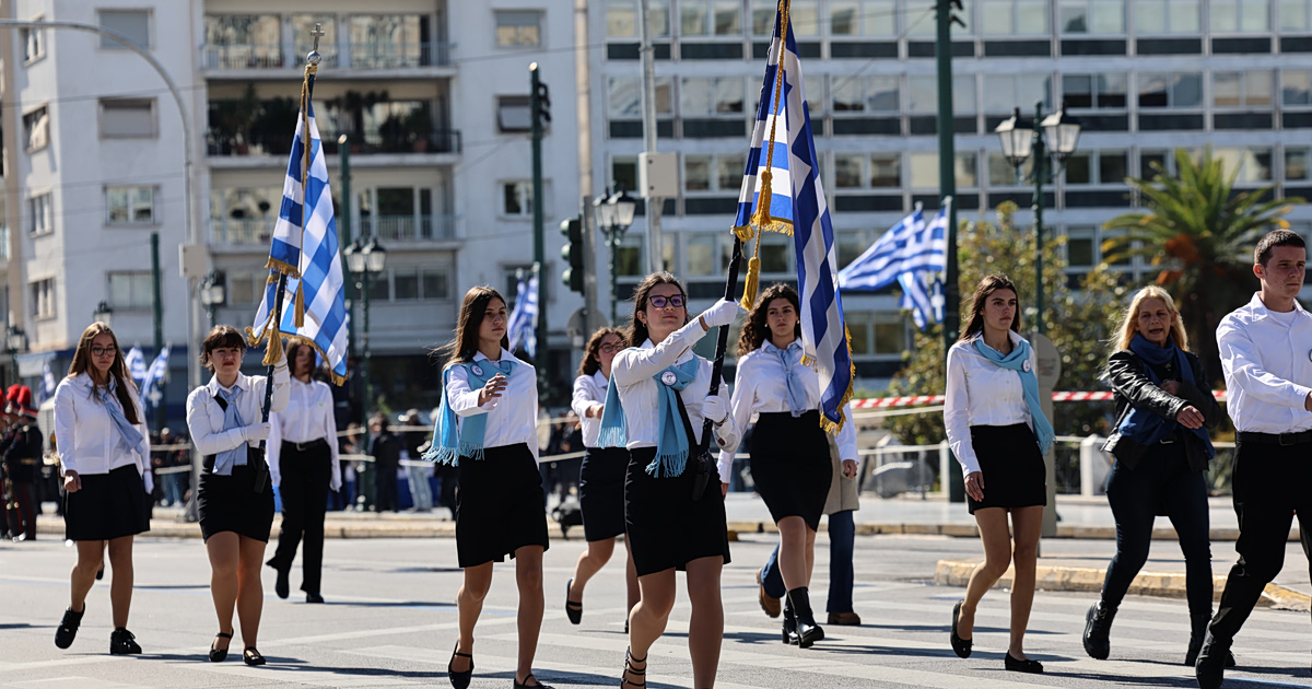 Αθήνα: Το «ΟΧΙ» ξανά στους δρόμους! Εθνική υπερηφάνεια.