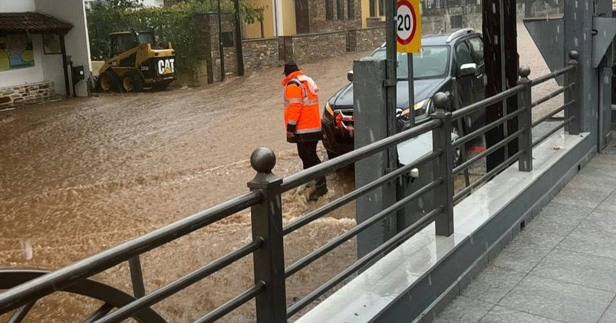 Κακοκαιρία: 100+ χιλιοστά βροχής σε Μαγνησία, Σποράδες!