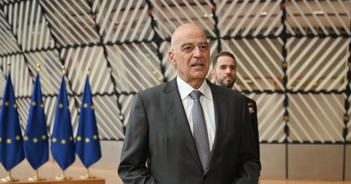 Χάος στο Μαξίμου: Ο Μητσοτάκης παίζει τον διαιτητή!