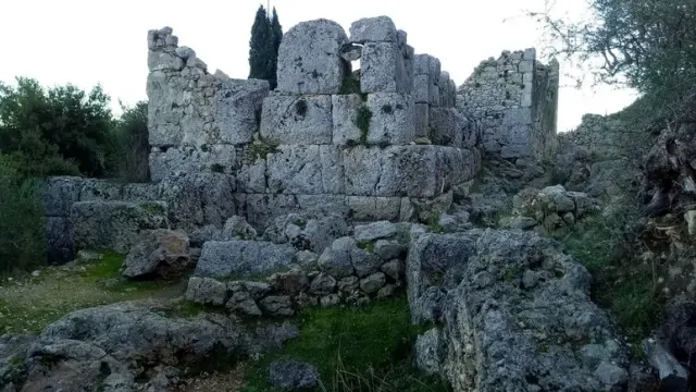 Ιθάκη: Ανοίγει για το κοινό το «Ανάκτορο του Οδυσσέα» – Τι αποκαλύπτουν τα αρχαιολογικά ευρήματα