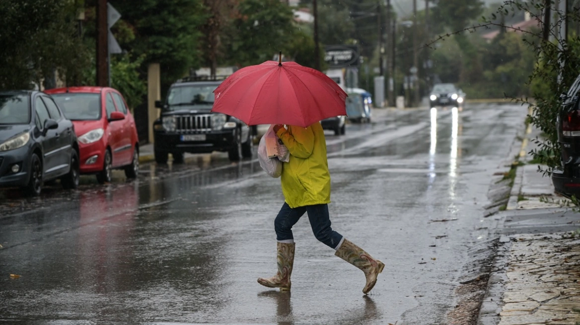 Επικαιροποιήθηκε το έκτακτο δελτίο της ΕΜΥ: Κόκκινη προειδοποίηση για έντονα φαινόμενα σε τέσσερις περιοχές την 28η Οκτωβρίου