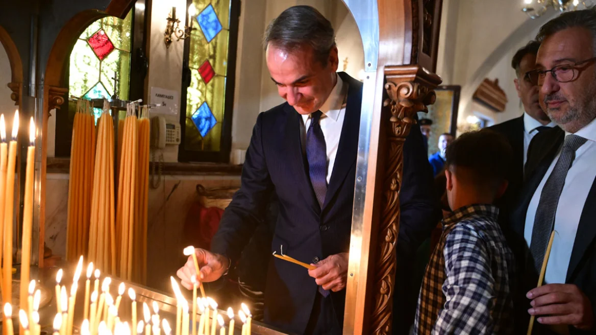 Στον Άγιο Δημήτριο ο Κυριάκος Μητσοτάκης, ακολουθούν Κιλκίς και Θεσσαλονίκη: Τα συγχαρητήρια από τον Αρχιεπίσκοπο Αυστραλίας για Μονή Σινά
