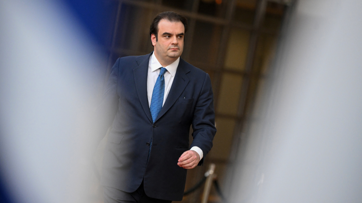 Συνάντηση ΕΕ – Κίνας στην Μπανγκόκ: Συμφωνία για τακτικό διάλογο σε μακροοικονομικά ζητήματα