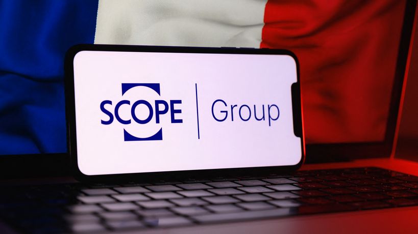 Scope Ratings: Καμπανάκι για τη Γαλλία – Χρέος 130% του ΑΕΠ και κίνδυνοι για την Ευρώπη