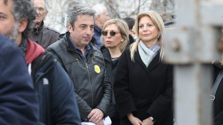 Τέμπη: «Ο σιδηρόδρομος ήταν ωρολογιακή βόμβα» – Καταγγελίες γονιών στο δικαστήριο