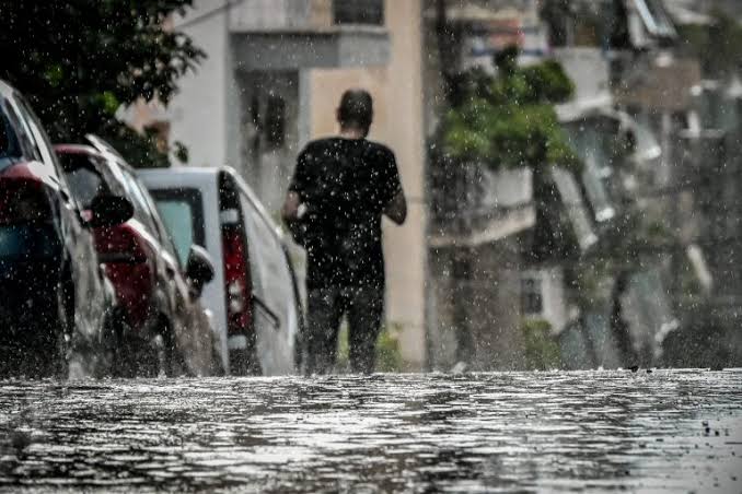 Κακοκαιρία: Red Code σε Αττική, Εύβοια, Σποράδες, Κρήτη και άλλες 4 περιοχές – 112 σε Εύβοια και Σποράδες.  