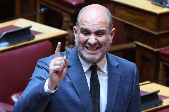 Μαρκόπουλος: «Κακώς δεν προσήλθαν στη Βουλή οι εκπρόσωποι των funds» – «Κανένας δεν είναι χωρίς έλεγχο»