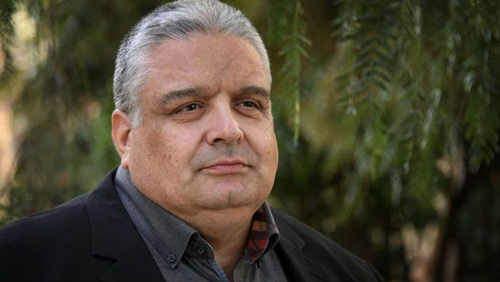 Παναγιωτόπουλος: Συνεργάτες βουλευτών αμείβονται μέσω ΣΥΡΙΖΑ