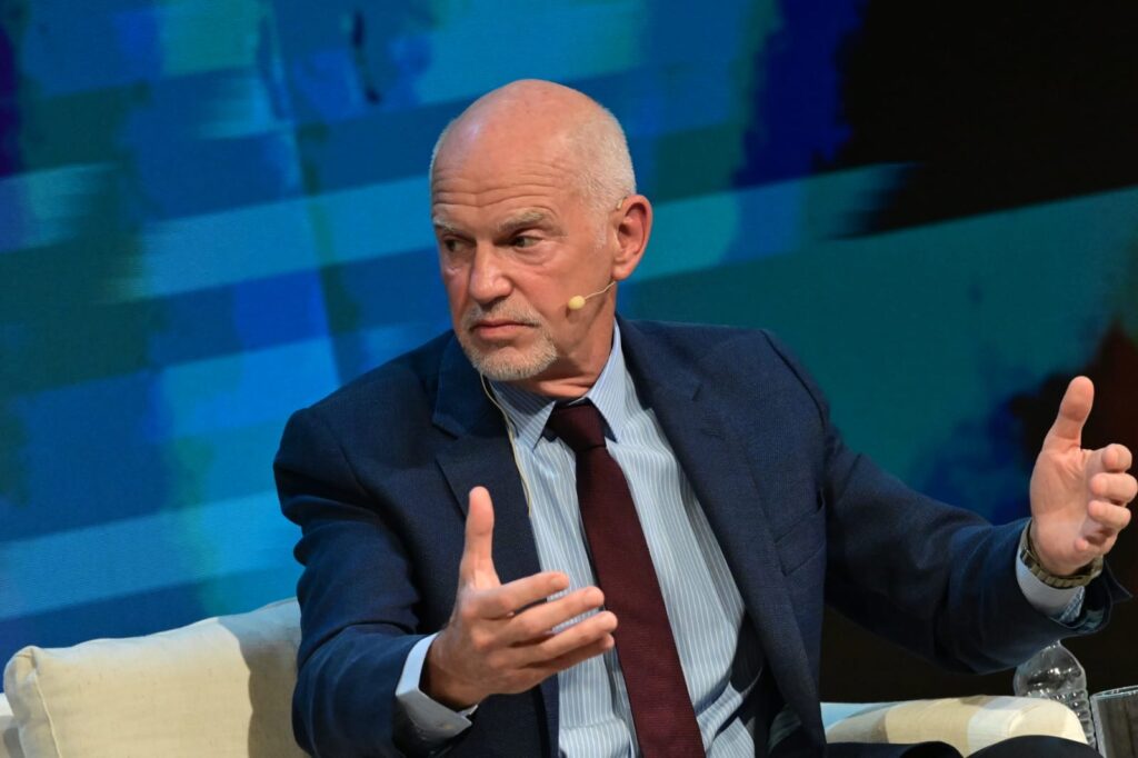 Παπανδρέου από Στρασβούργο: «Οι εκλογές δεν αφορούν μόνο ποιος θα κυβερνήσει»