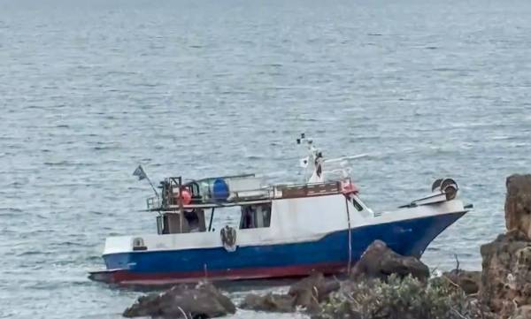 Σίφνος: Ψαράς εντόπισε σορό άνδρα στη θάλασσα – Μεταφέρθηκε στο Κέντρο Υγείας